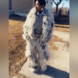 Stylish Faux Fur Coat and Pants  in Cream and Brown